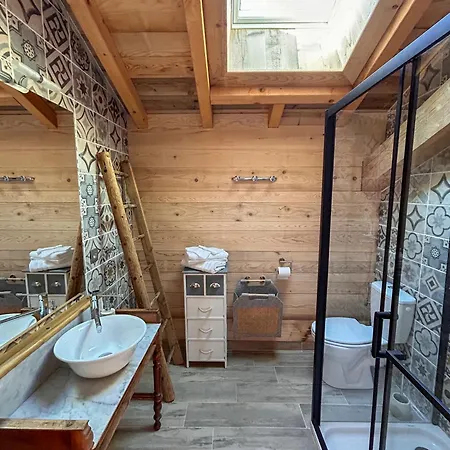 Location Haut De Chalet * Sallanches
